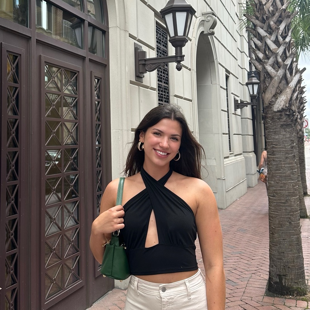 Meet your Posher, Izabell